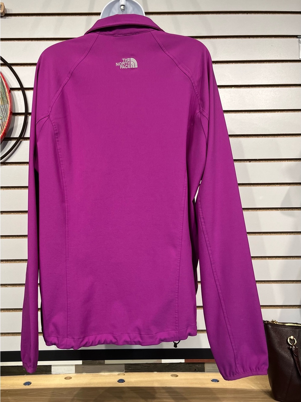 The North Face jacket size XL - Picture 4 of 9